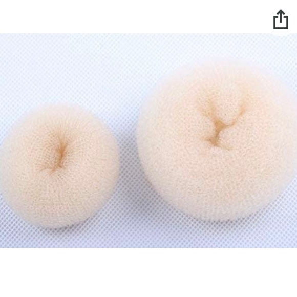 3/$25💥 NWOT 2 Bun Donut Form Sponge Hair Accessory Medium and Large Size Blonde - Picture 3 of 7